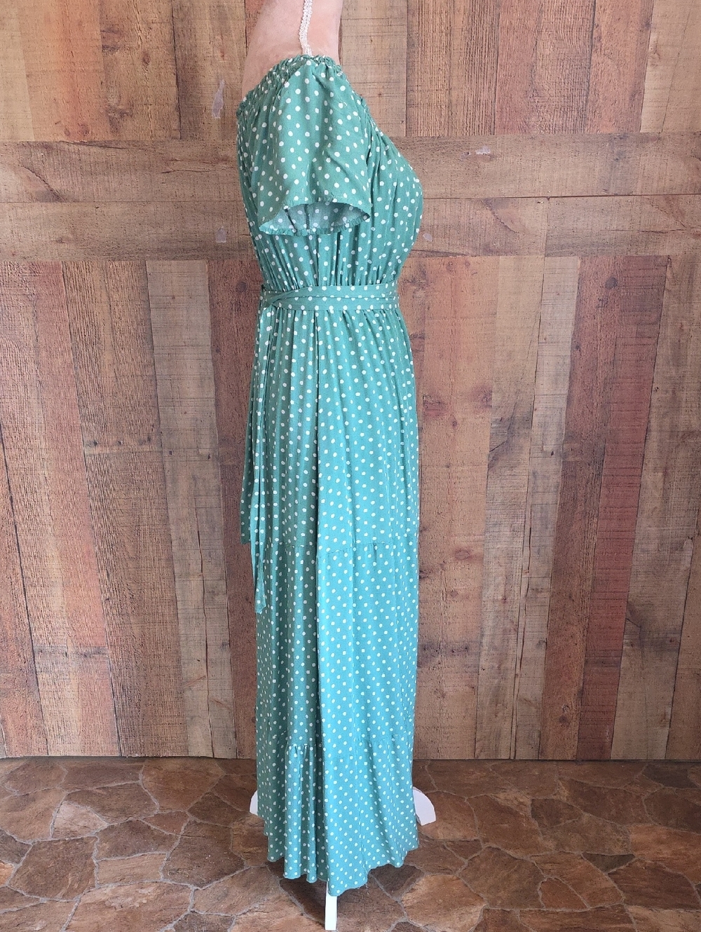 Clearence - Green Polka Dot Off-Shoulder Dress - Picture 6 of 12